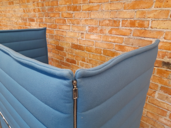 Kanapa / Sofa 2-osobowa Vitra - Alcove, niebieska