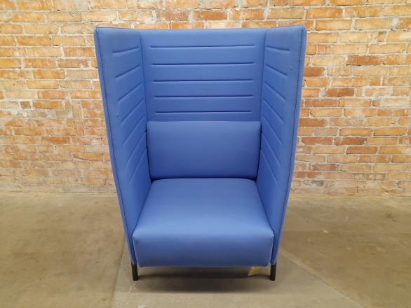 Sofa jednoosobowa ALIAS z pufą