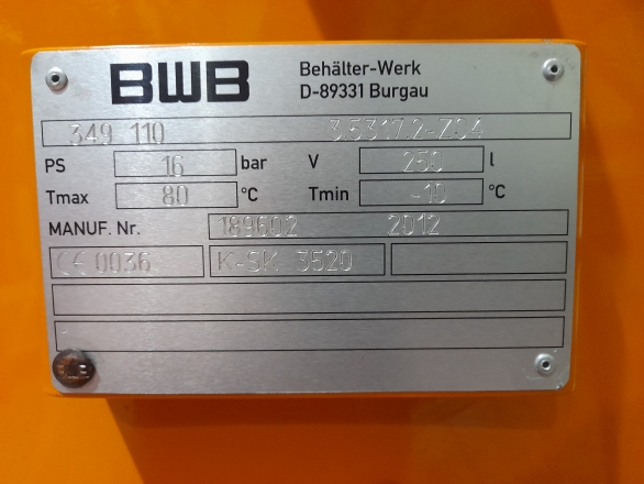Sprężarka tłokowa Kaeser, 336 l/min, 12 bar, 3,0 kW, zbiornik stojący