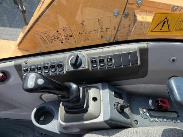 Case WX 95